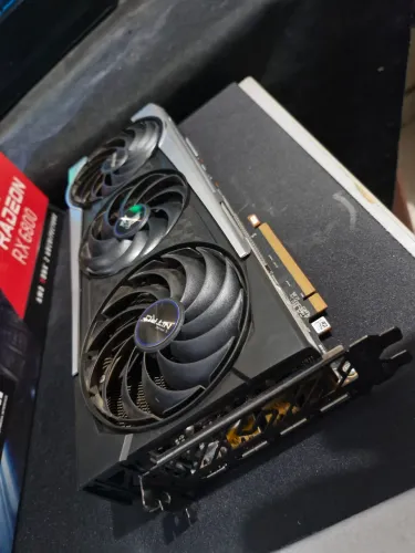 Placa de video Amd Radeon rx 6800 Saphhire Nitro+ 16gb