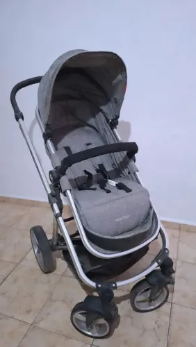 Carrinho de bebê