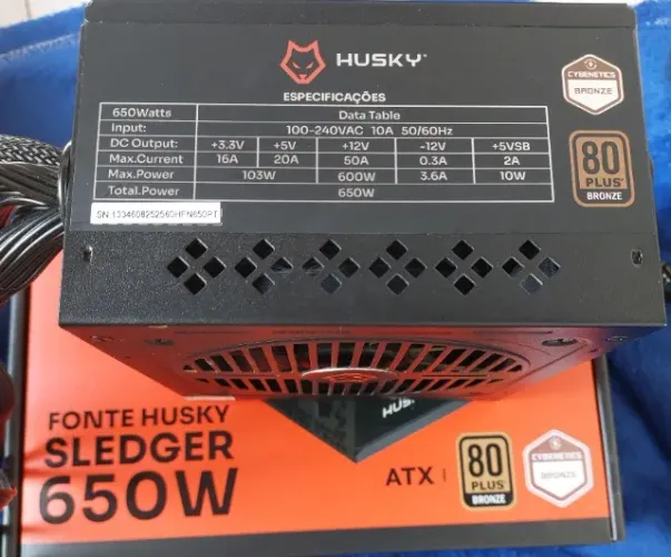 Fonte Husky 650w selo cybenetics