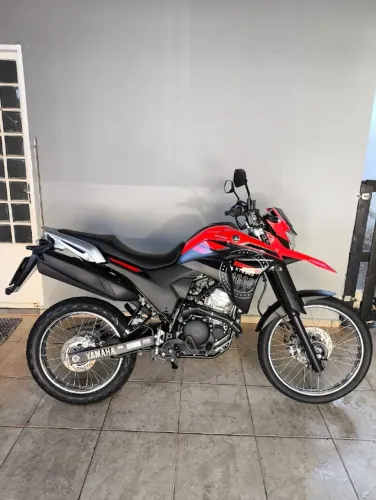 Lander 250 Yamaha 5 mil km 
