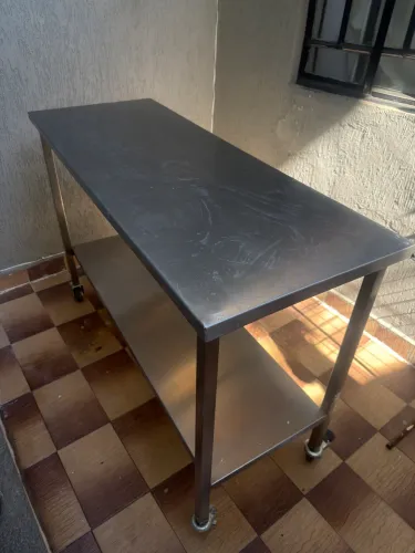 Mesa industrial inox