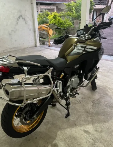 BMW GS 850 Adventure Premium 2023 13.500 km | Único dono 