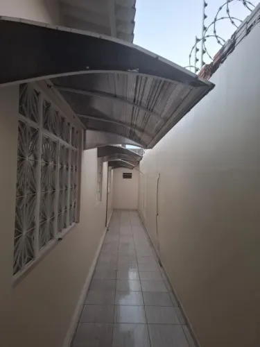 VENDO CASA NO TUCUMÃ 3 QUARTOS
