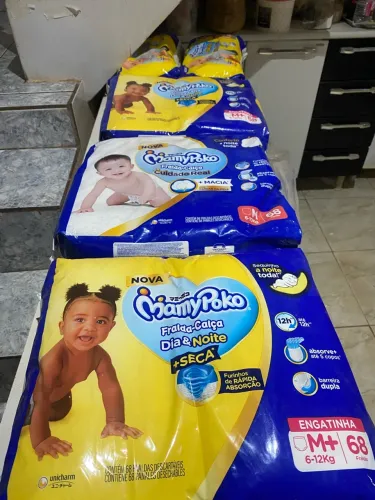 Fralda shortinho MamyPoko m+