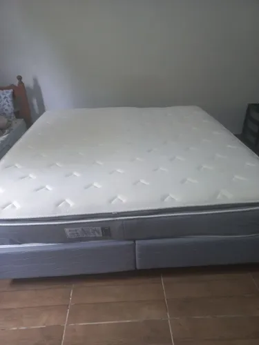 Cama super king size 