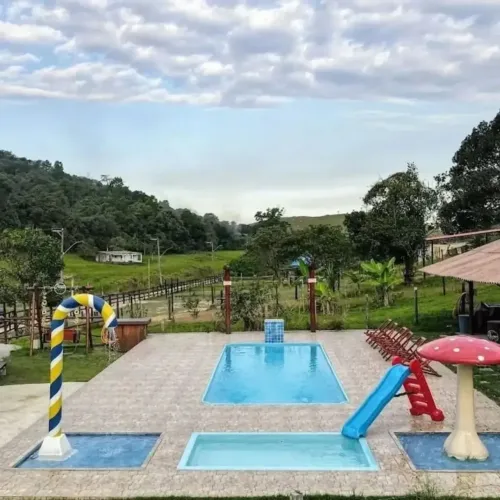 Fazenda/Sítio/Chácara para venda possui 900 metros quadrados