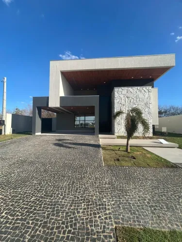 Casa com 4 suítes  | 603m² | Caribe Golf