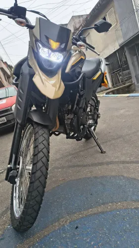 Vendo essa Lander ano 2023 zerada 