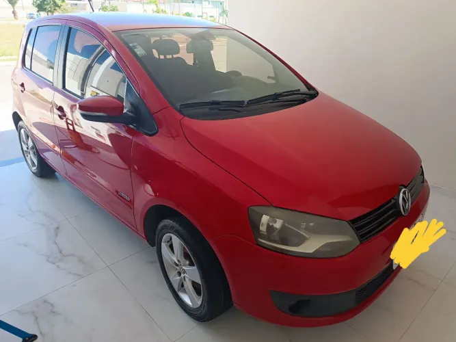 Volkswagen Fox 1.0 MI Total Flex 8V 5P 2013