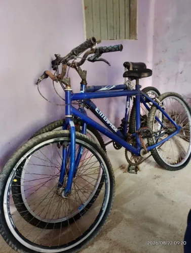 Duas bicicleta 300 reias