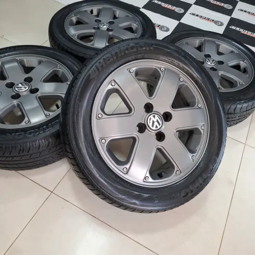 Rodas 15 vw Track Field com pneus<br>