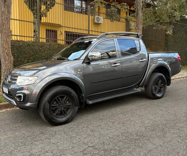 Mitsubishi L200 Triton HPE 3.5 CD V6 24V Flex Aut. 2017