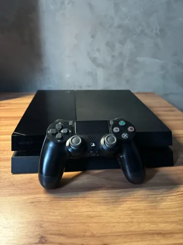 PS4 500GB - DESBLOQUEADO