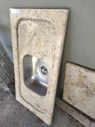 Cuba de mármore pra pia 52x99. 120 reais