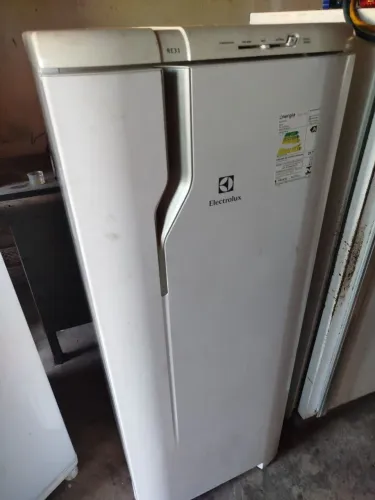 Geladeira electrolux 