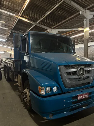 Mercedes-Benz Atron 2324   2014 