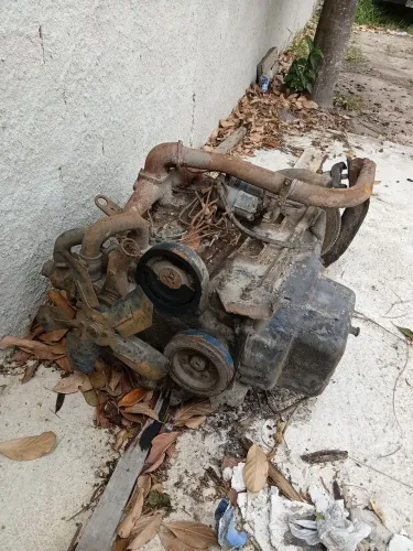 Vendo motor perker em ótimo estado vendendo pra desocupar lugar