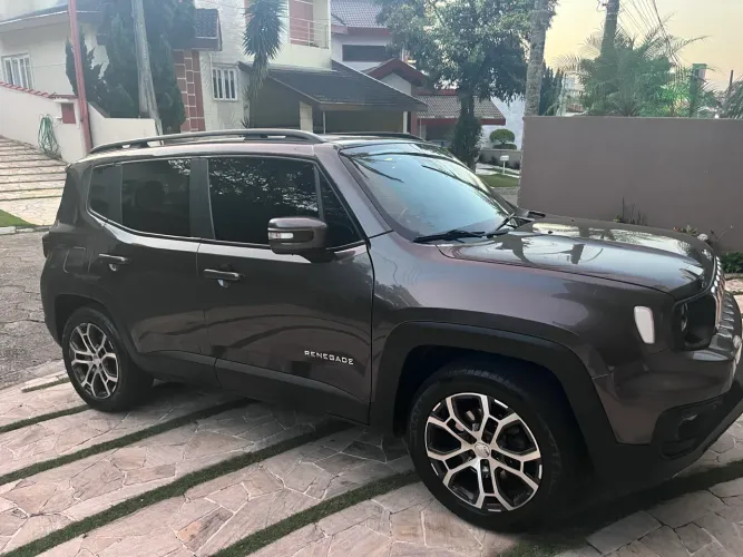 Jeep Renegade Long. T270 1.3 TB 4X2 Flex Aut. 2022