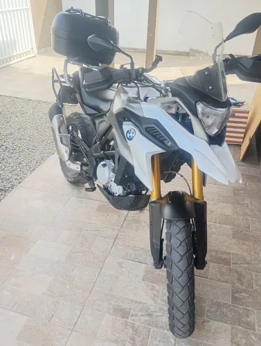 BMW GS310 com assessórios 