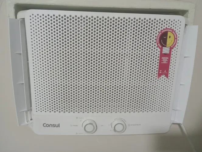 Ar condicionado R$400 semi novo