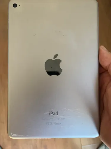 iPad mini 4 128gb