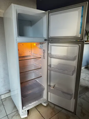 Geladeira Eletrolux