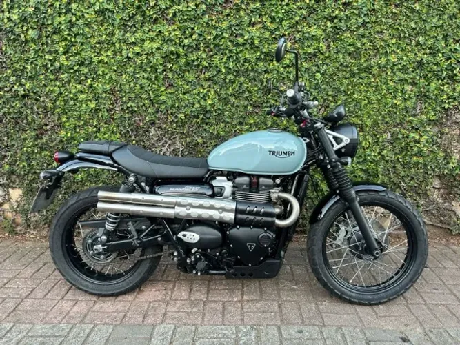 Triumph Street Scrambler 2022