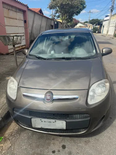 Fiat Palio Attractive 1.0 EVO Fire Flex 8V 5P 2014