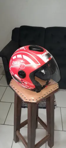Capacete peels 58