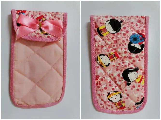Bolsinha porta-objetos (feita em tecido e plástico transparente)