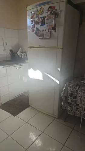 Geladeira super conservada 35
