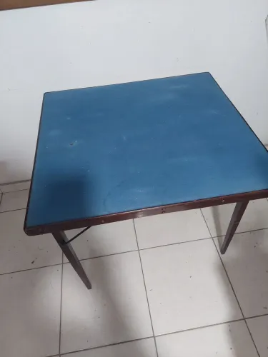 Mesa para jogos de cartas toda original