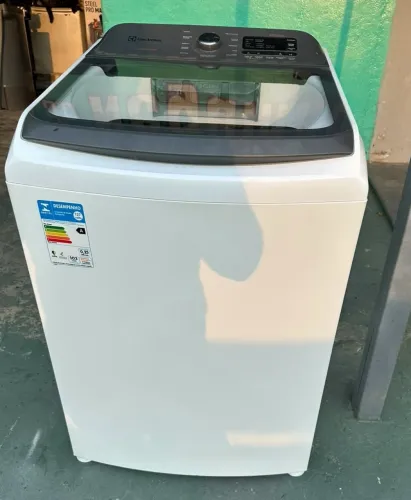 Máquina de lavar Electrolux 17kg Semi Nova