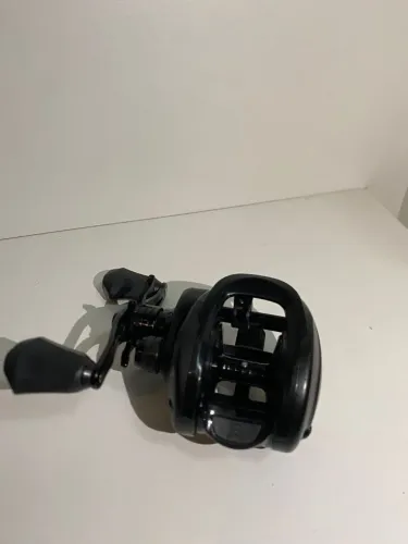 Carretilha Black Tamba BG