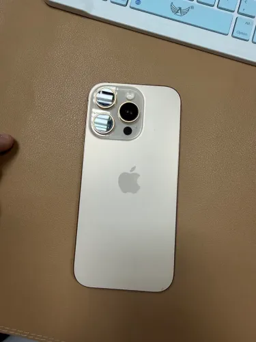 Iphone 16 Pro (única dona)