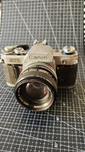 Câmera Canon AE1 + Canon FD 50mm F1.4