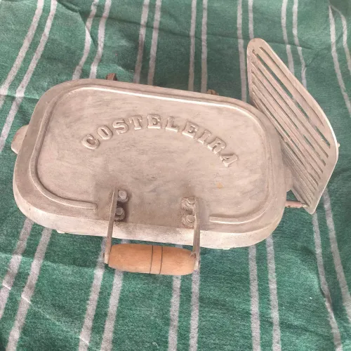 Vende-se Churrasqueira