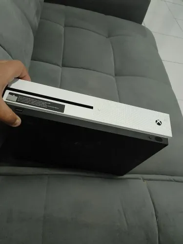 Vendo Xbox com defeito