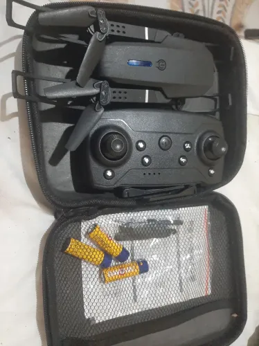 Vendo drone com defeito
