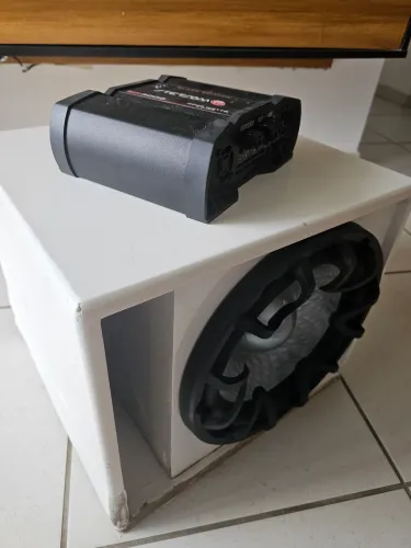 Subwoofer automotivo Bravox UXP 12? 500W RMS + Stetsom EX3000 + Cabos