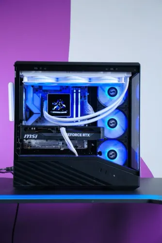 PC Gamer - RYZEN 7 9800X3D, RTX5080 16GB, B850M, 32GB(2X16GB), 1TB NVME, 850W, WC360MM
