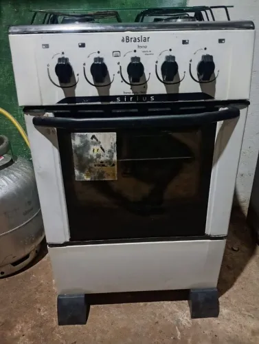 Fogão de 4 bocas