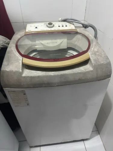 Vendo maquina de lavar consul 11kg pegando perfeitamente