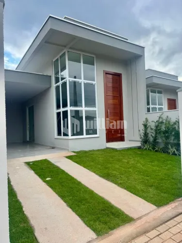CASA SOLTA DE 3 QUARTOS SENDO 1 SUITE E AMPLO TERRENO EM GUABIRUBA