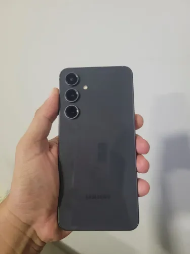 Samsung S24 FE