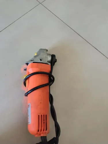 Lixadeira elétrica