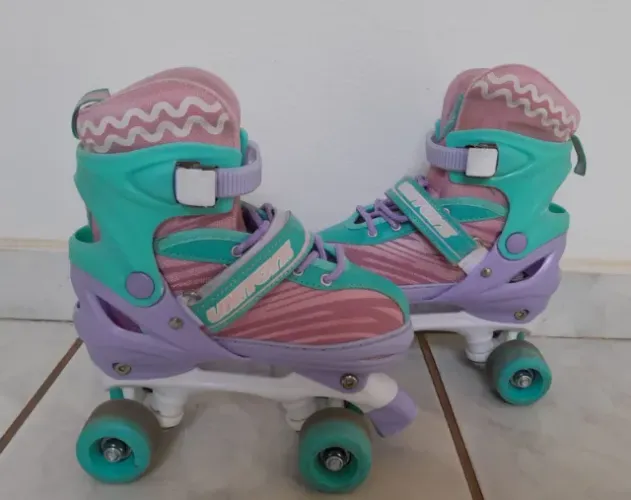Patins Infantil 4 Rodas Ajustável 34 A 37 + Kit Proteção