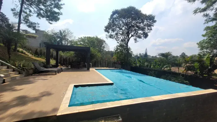 Imóvel para aluguel e venda tem 429 metros quadrados com 4 quartos em Roseira - Mairiporã 