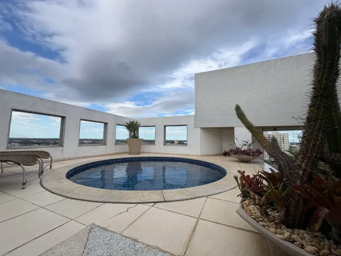Alugo cobertura duplex com piscina privativa no Centro!