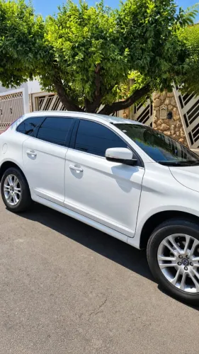 Volvo XC 60 T-5 Momentum 2.0 245cv FWD 5P 2016